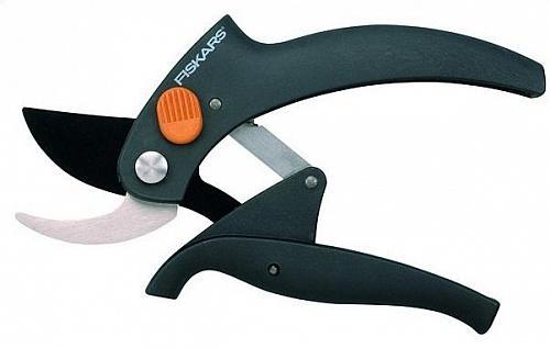 Секатор плоскостной рычажный Fiskars 111340/1001531 Секатор плоскостной рычажный Fiskars 111340/1001531