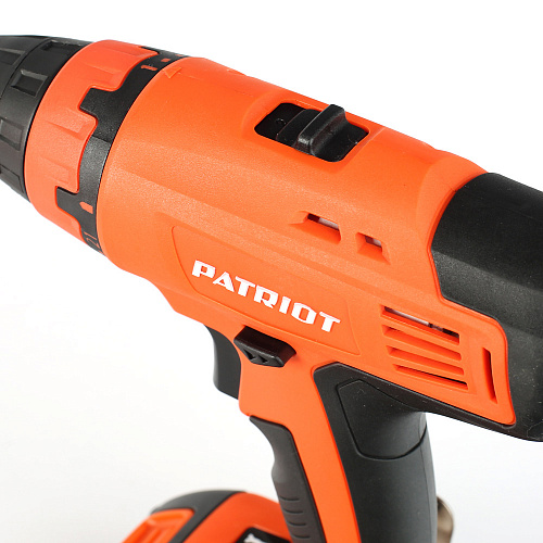 Шуруповерт аккумуляторный PATRIOT BR 180 180301450 Шуруповерт аккумуляторный PATRIOT BR 180 180301450