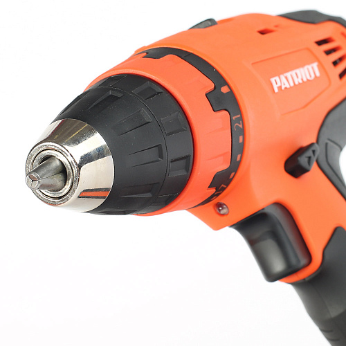 Шуруповерт аккумуляторный PATRIOT BR 180 180301450 Шуруповерт аккумуляторный PATRIOT BR 180 180301450